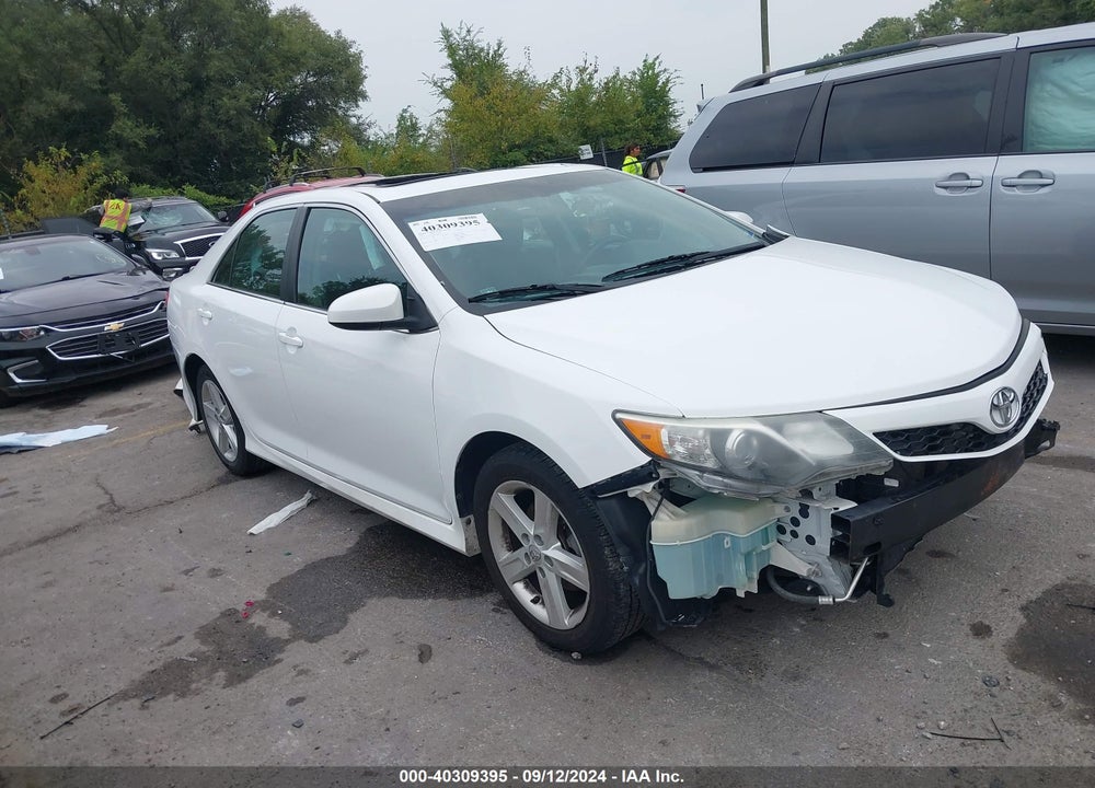 2013 TOYOTA CAMRY SE VIN: 4T1BF1FK2DU276731
