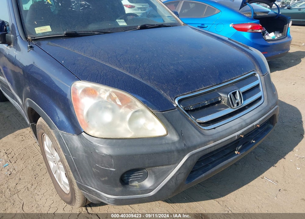 2005 HONDA CR-V VIN: SHSRD78805U326123