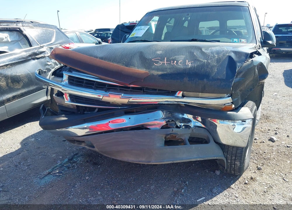 2000 CHEVROLET TAHOE ALL NEW LT VIN: 1GNEK13T4YJ194377