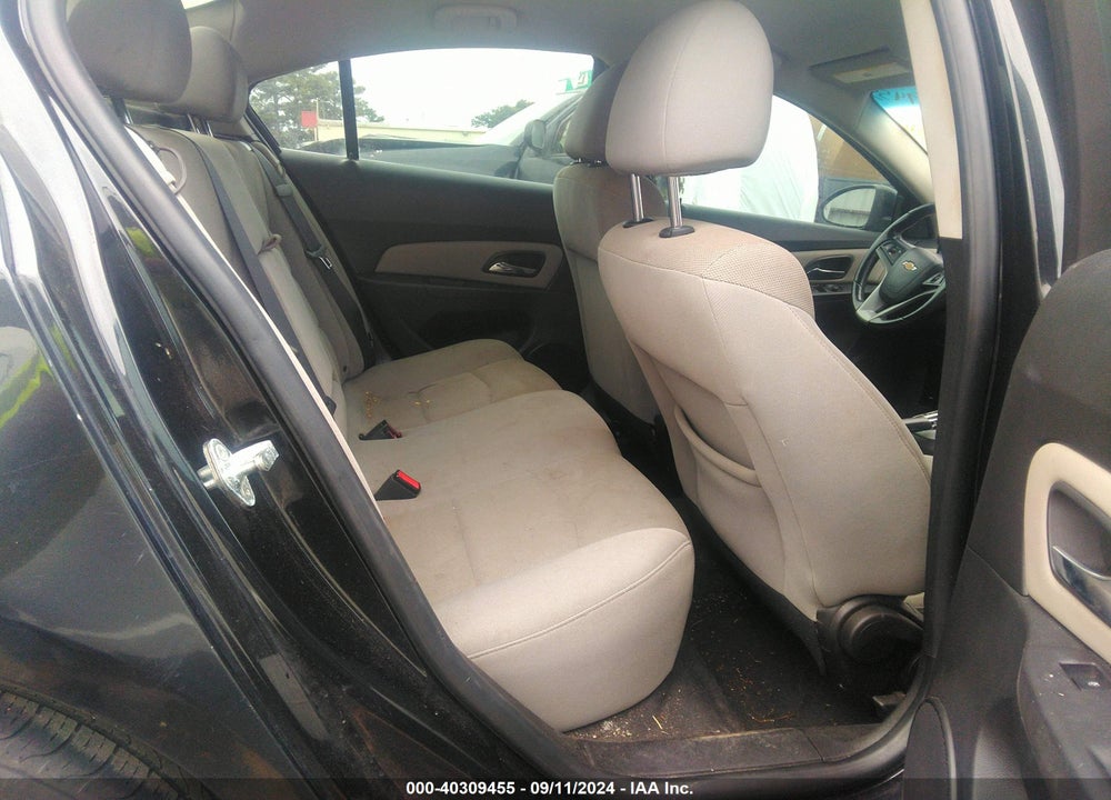 2014 CHEVROLET CRUZE 1LT AUTO VIN: 1G1PC5SB7E7462516