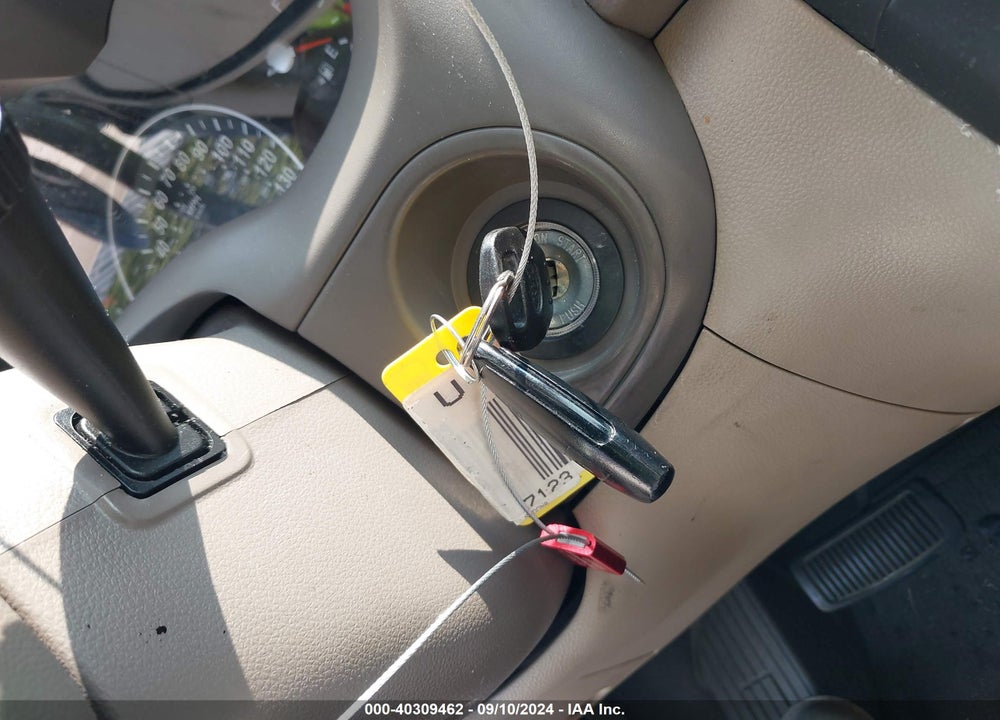 2012 KIA SEDONA LX VIN: KNDMG4C75C6415989