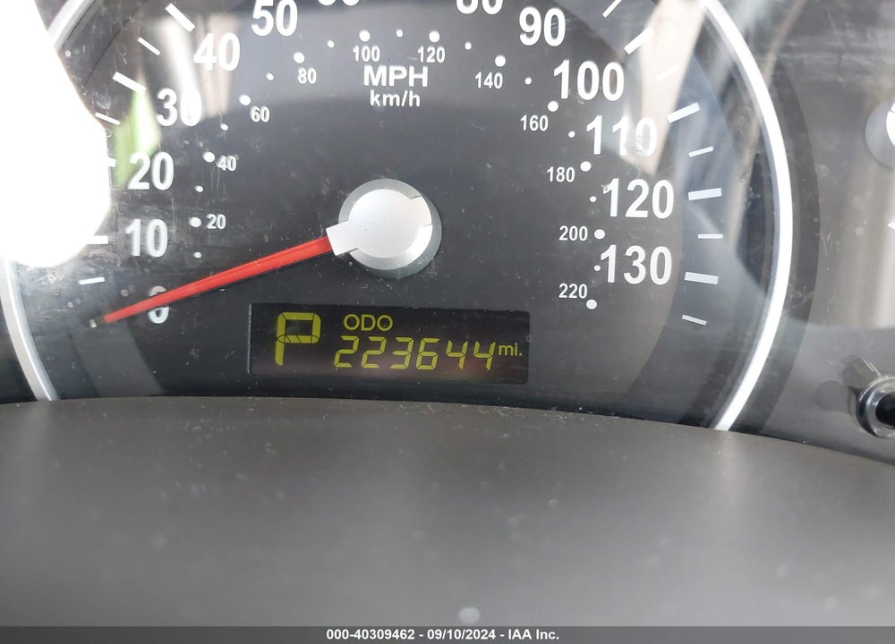 2012 KIA SEDONA LX VIN: KNDMG4C75C6415989