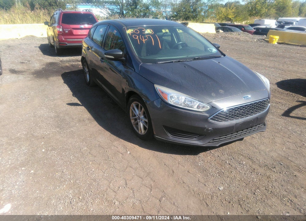 2016 FORD FOCUS SE VIN: 1FADP3K24GL364336