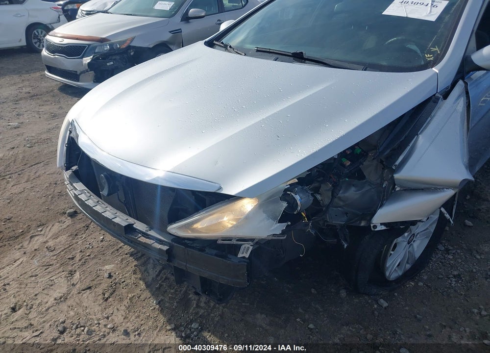 2014 HYUNDAI SONATA GLS VIN: 5NPEB4AC3EH844818
