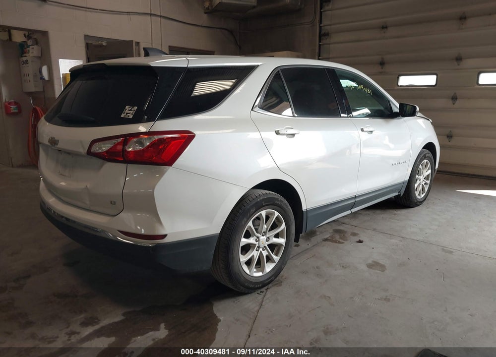 2019 CHEVROLET EQUINOX LT VIN: 2GNAXKEV2K6121159