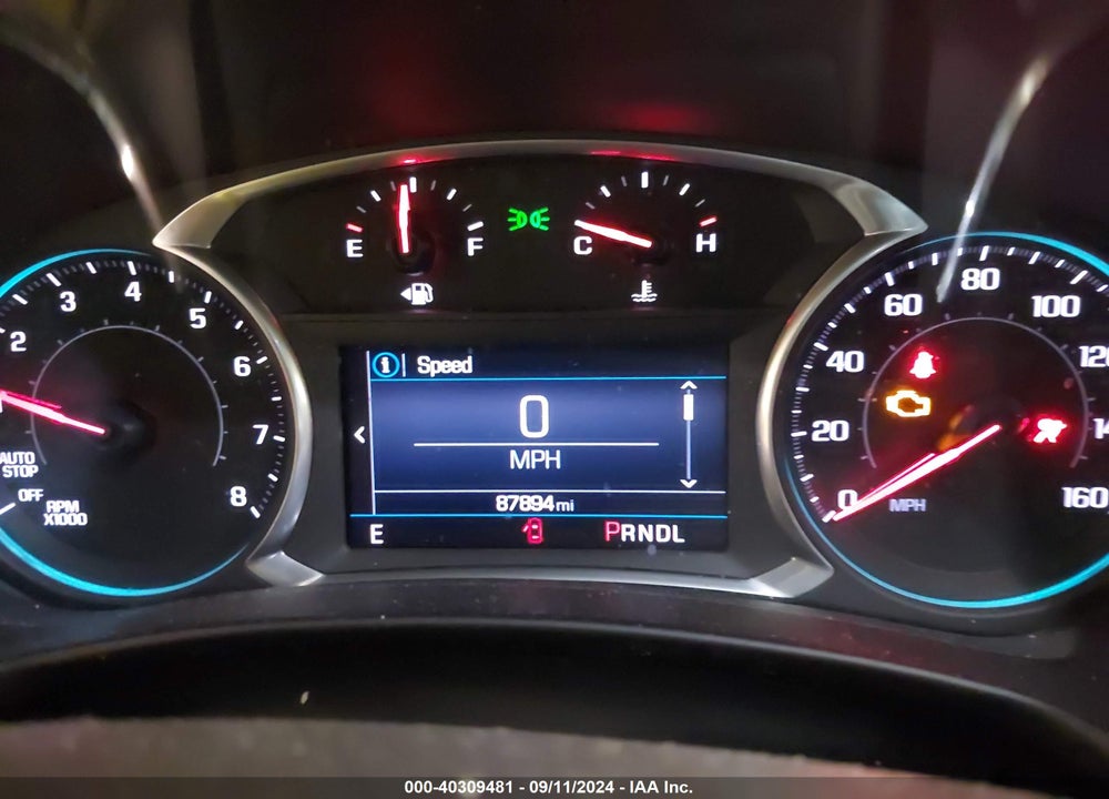 2019 CHEVROLET EQUINOX LT VIN: 2GNAXKEV2K6121159