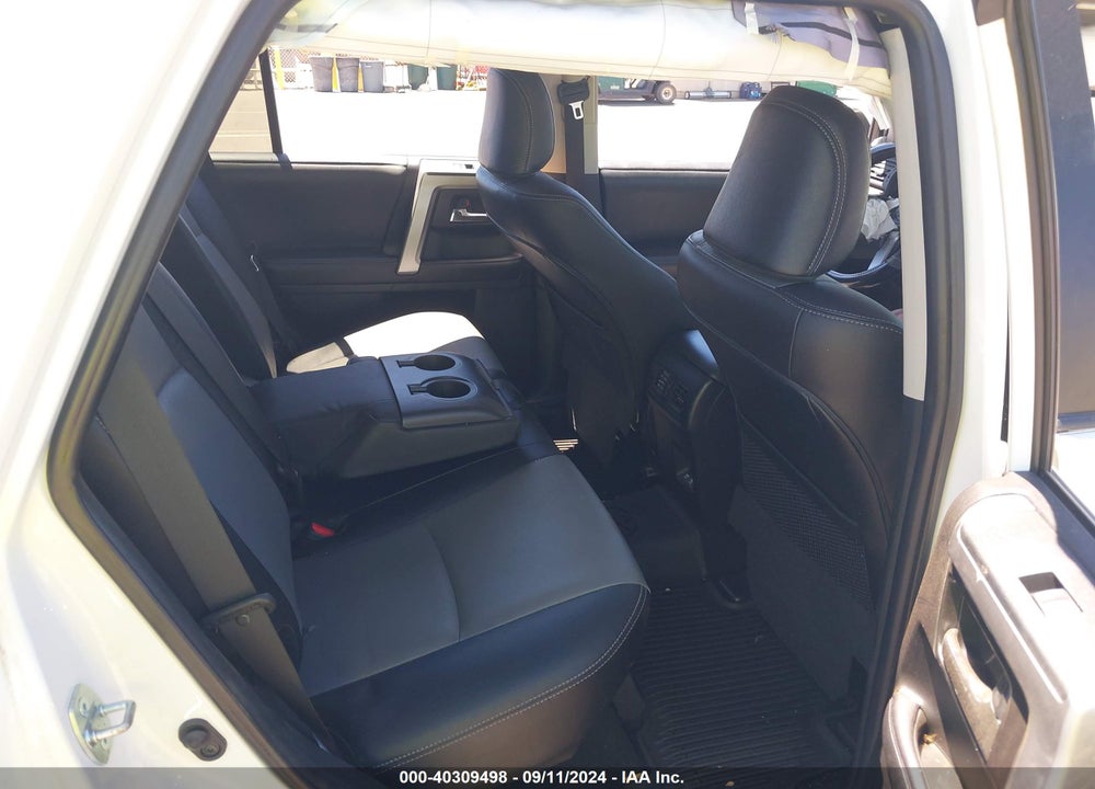 2022 TOYOTA 4RUNNER SR5 PREMIUM VIN: JTEFU5JRXN5263532
