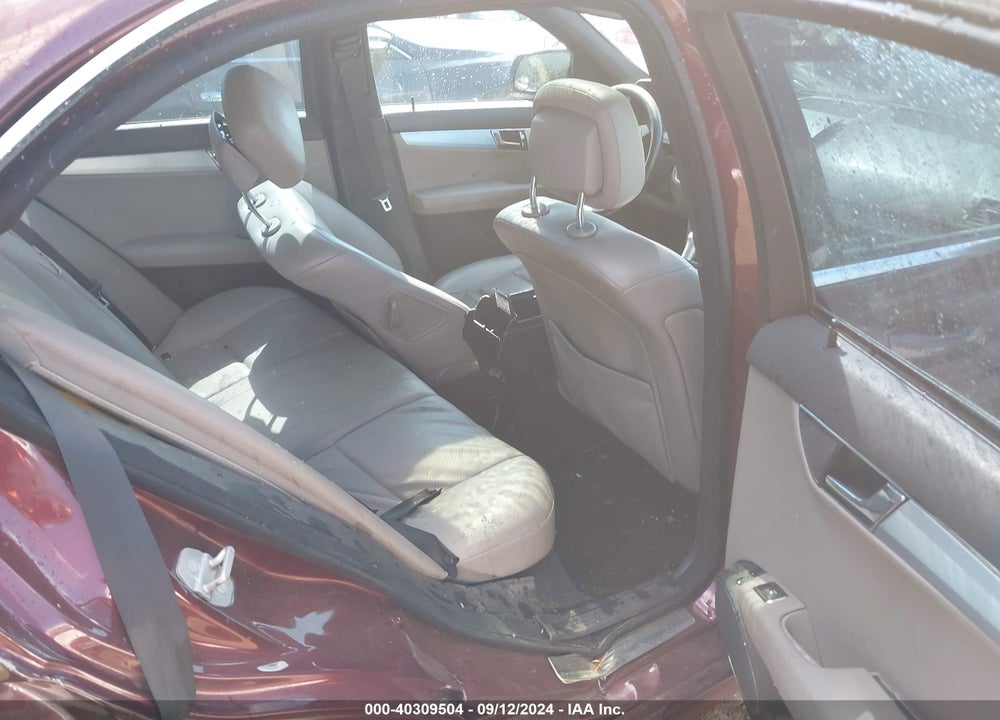 2008 MERCEDES-BENZ C 300 LUXURY 4MATIC/SPORT 4MATIC VIN: WDDGF81XX8F095673