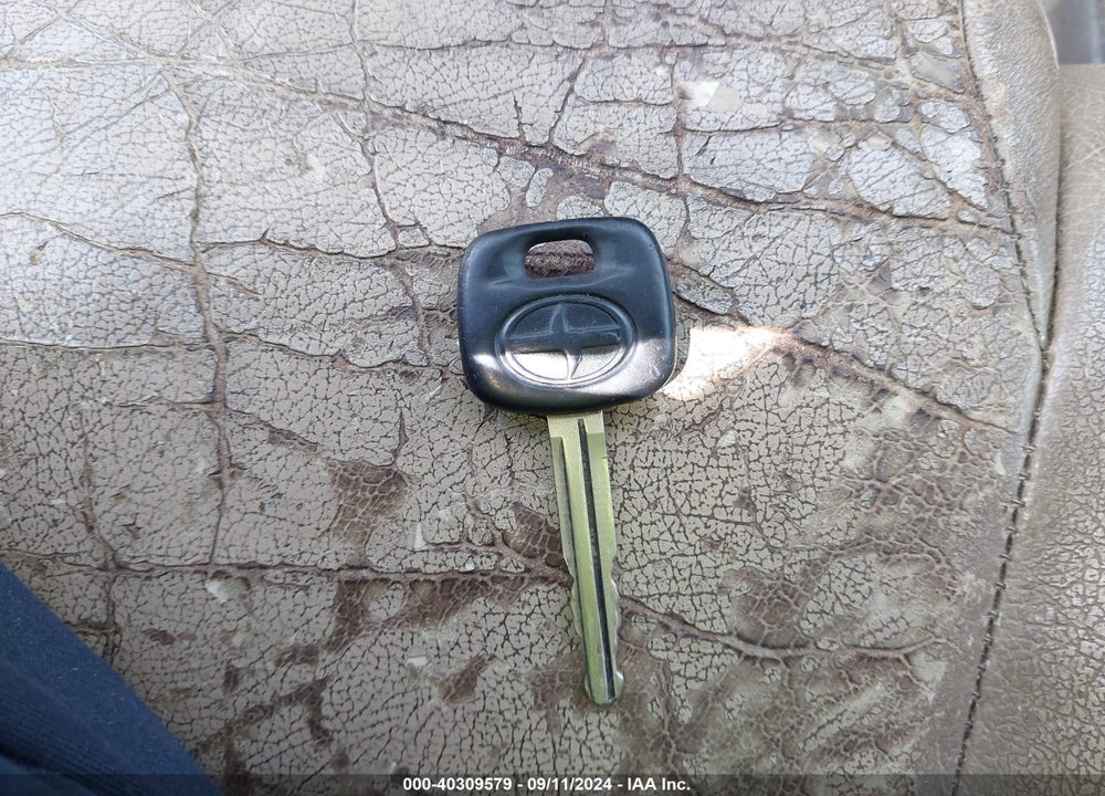 2006 SCION XA VIN: JTKKT624960148460