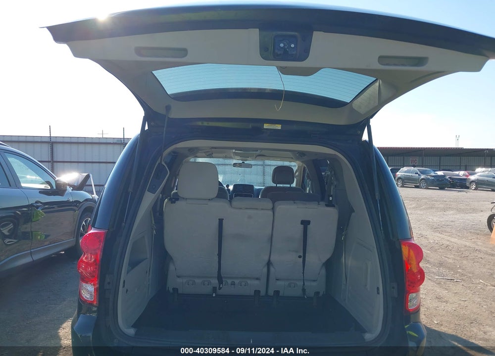 2012 DODGE GRAND CARAVAN CREW VIN: 2C4RDGDG7CR174010