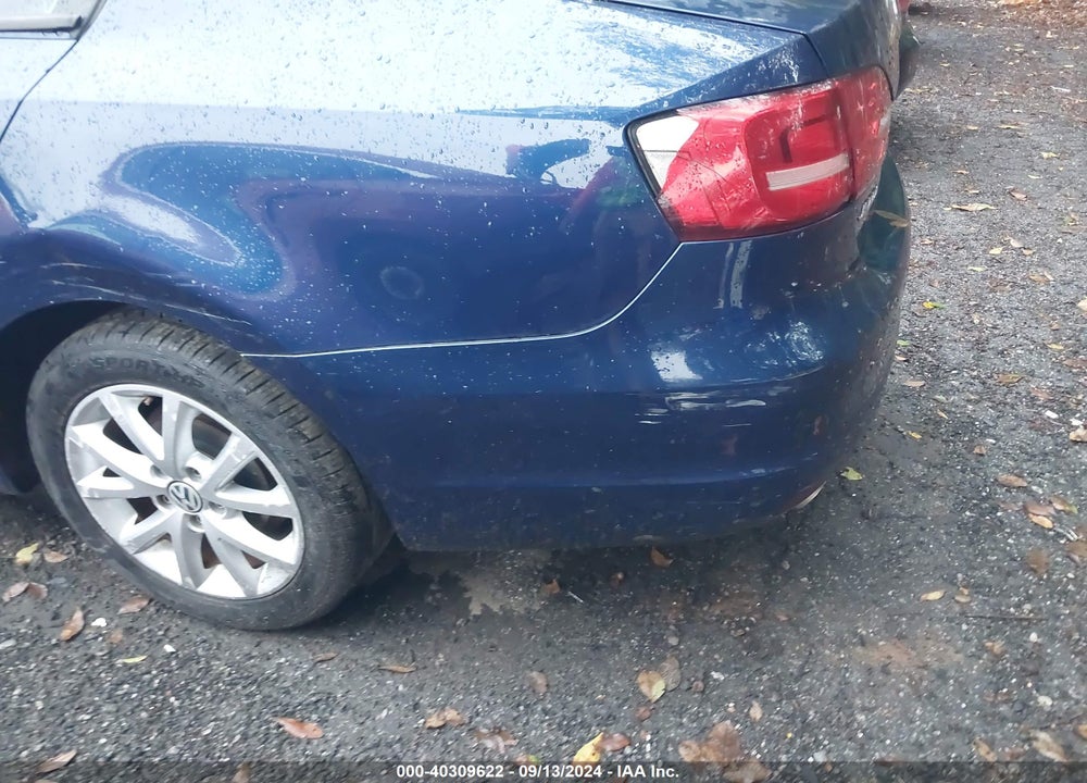 2011 VOLKSWAGEN JETTA 2.5L SE VIN: 3VWDX7AJ2BM061814