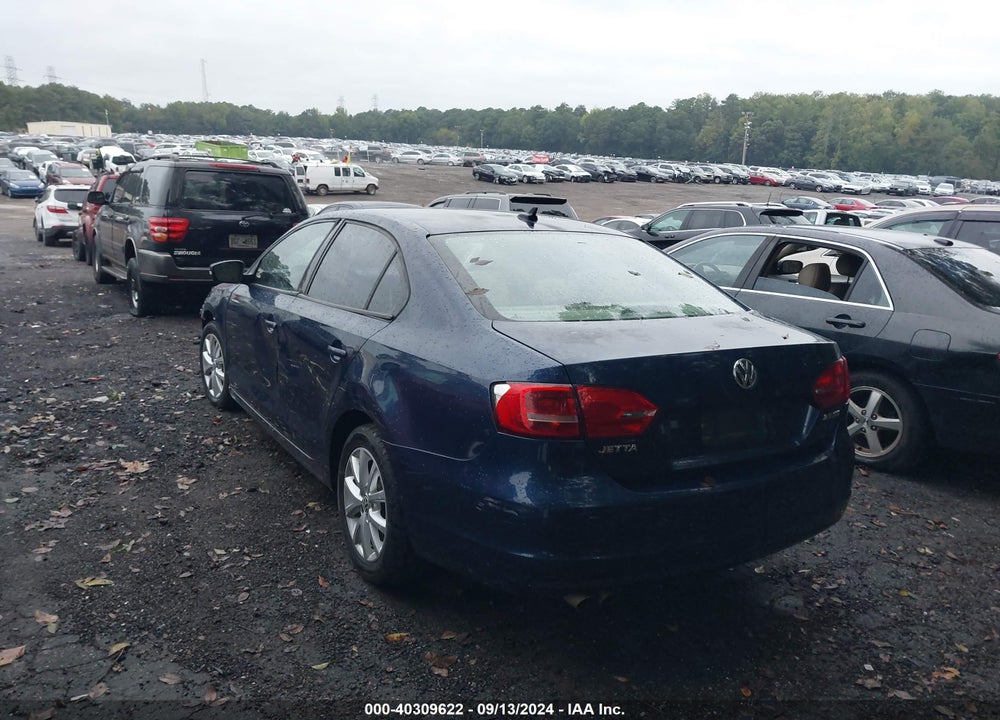 2011 VOLKSWAGEN JETTA 2.5L SE VIN: 3VWDX7AJ2BM061814