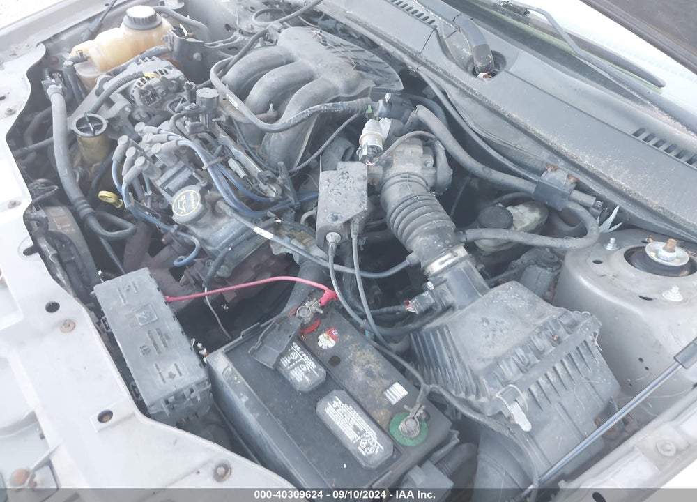 2004 FORD TAURUS SES VIN: 1FAFP55U24G177795
