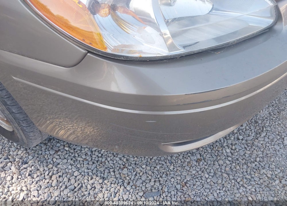 2004 FORD TAURUS SES VIN: 1FAFP55U24G177795