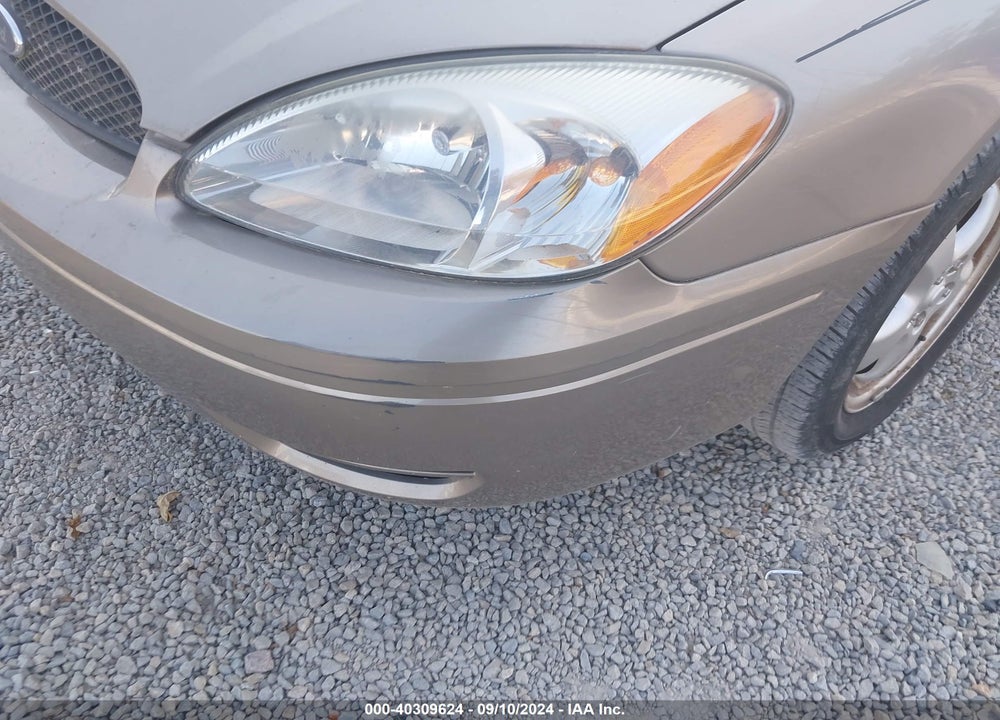 2004 FORD TAURUS SES VIN: 1FAFP55U24G177795