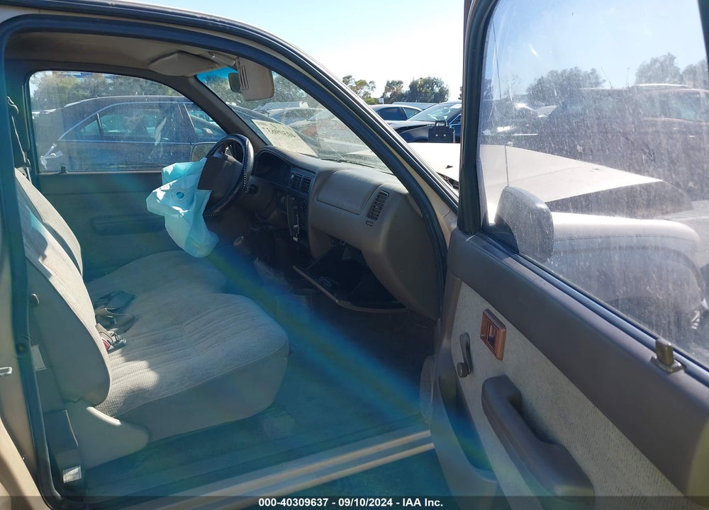 1998 TOYOTA TACOMA VIN: 4TANL42N8WZ055597