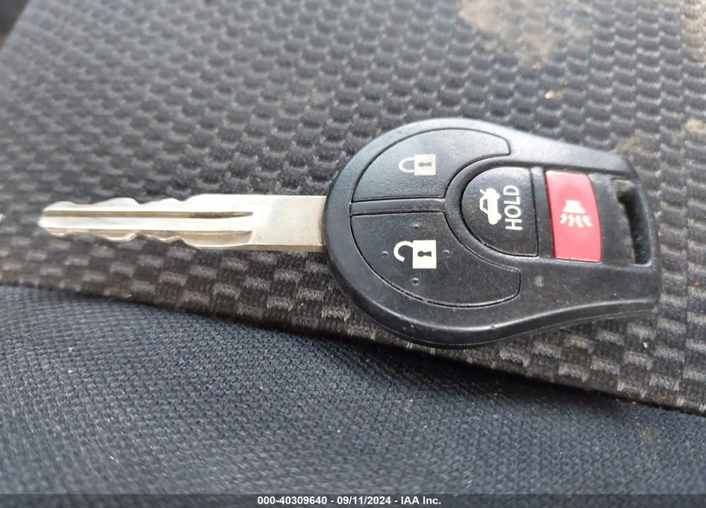 2014 NISSAN SENTRA S VIN: 3N1AB7AP5EY237697