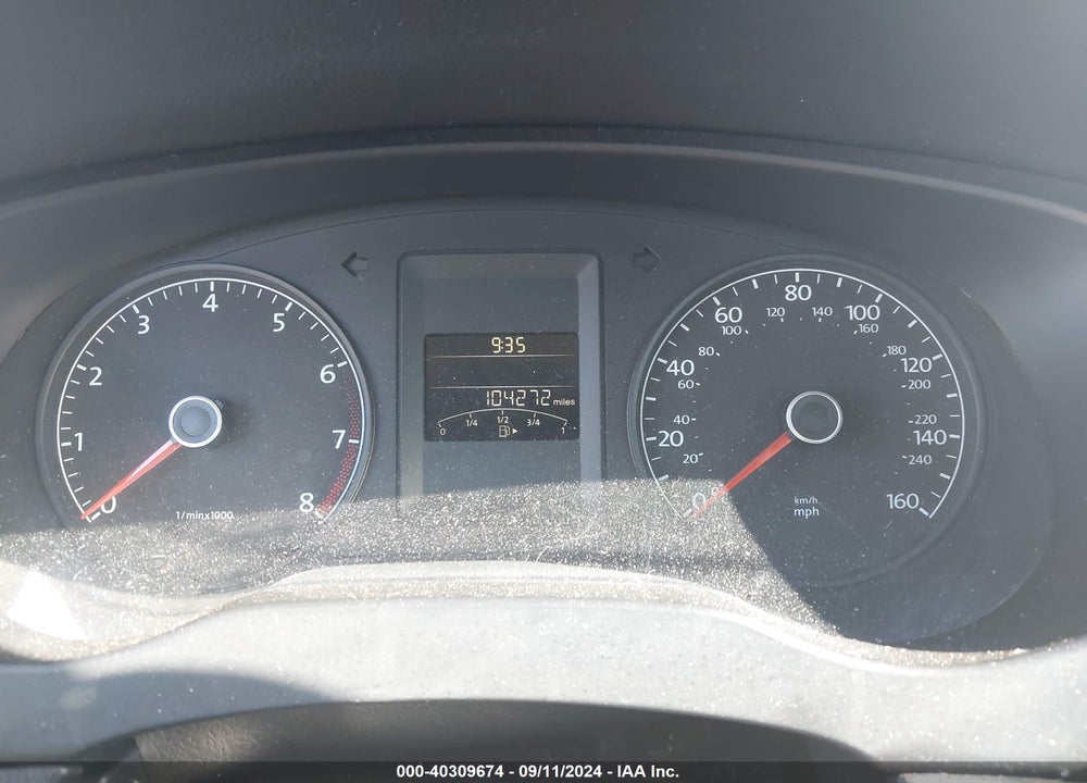 2013 VOLKSWAGEN JETTA 2.0L S VIN: 3VW2K7AJ1DM237132