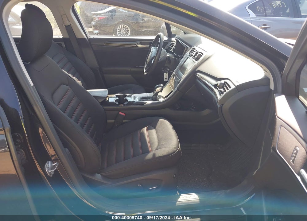 2015 FORD FUSION SE VIN: 3FA6P0HD8FR223561
