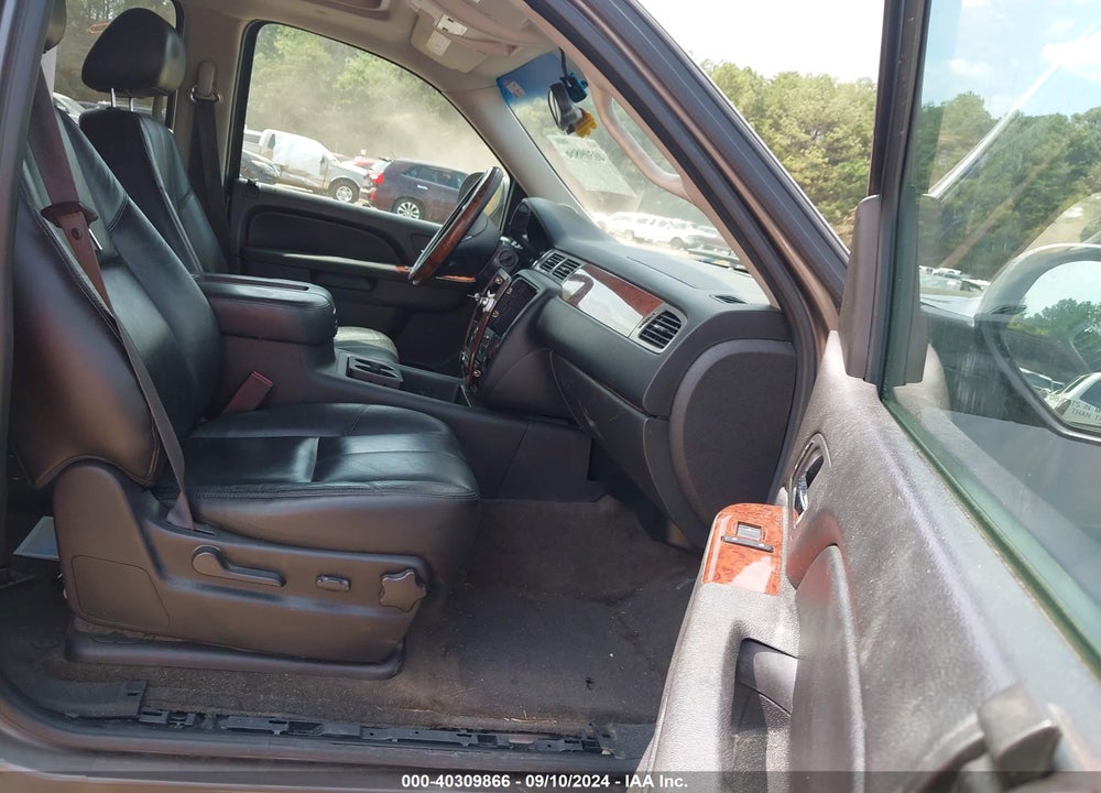 2012 CHEVROLET TAHOE LT VIN: 1GNSCBE06CR121756