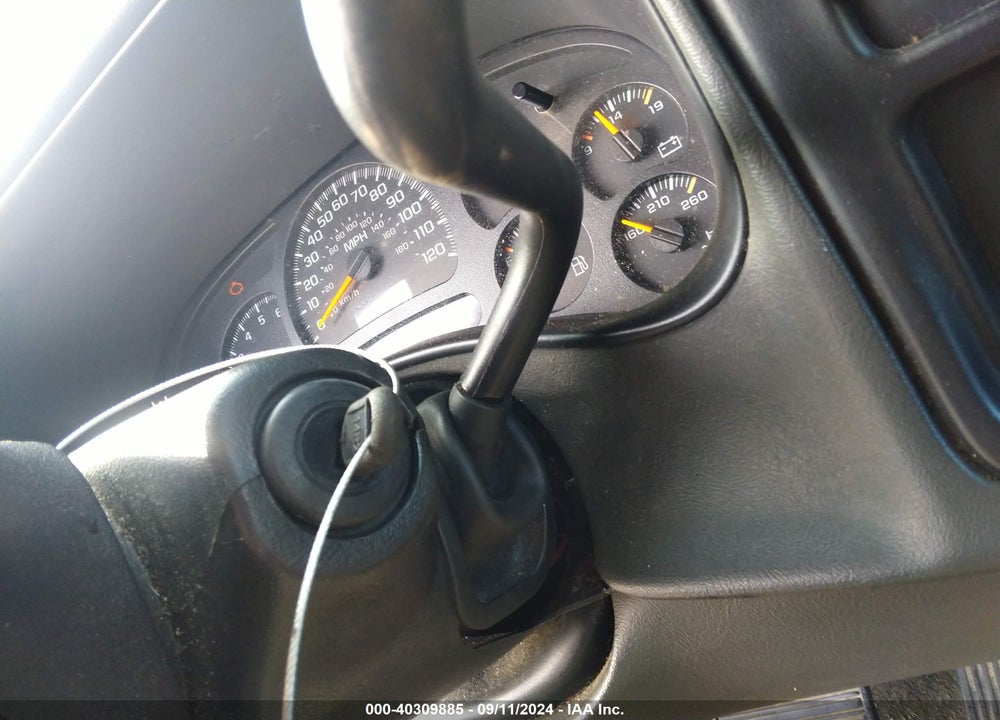 2005 CHEVROLET SILVERADO 1500 LS VIN: 1GCEC19T95Z259413