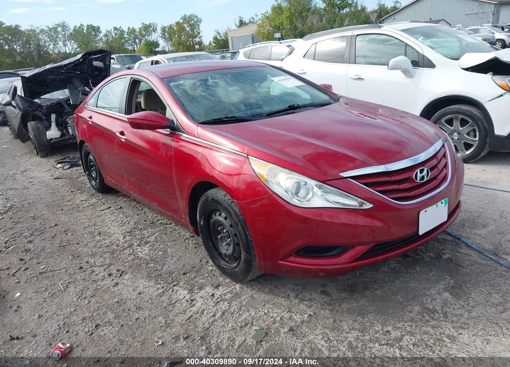 2013 HYUNDAI SONATA GLS VIN: 5NPEB4AC1DH527084