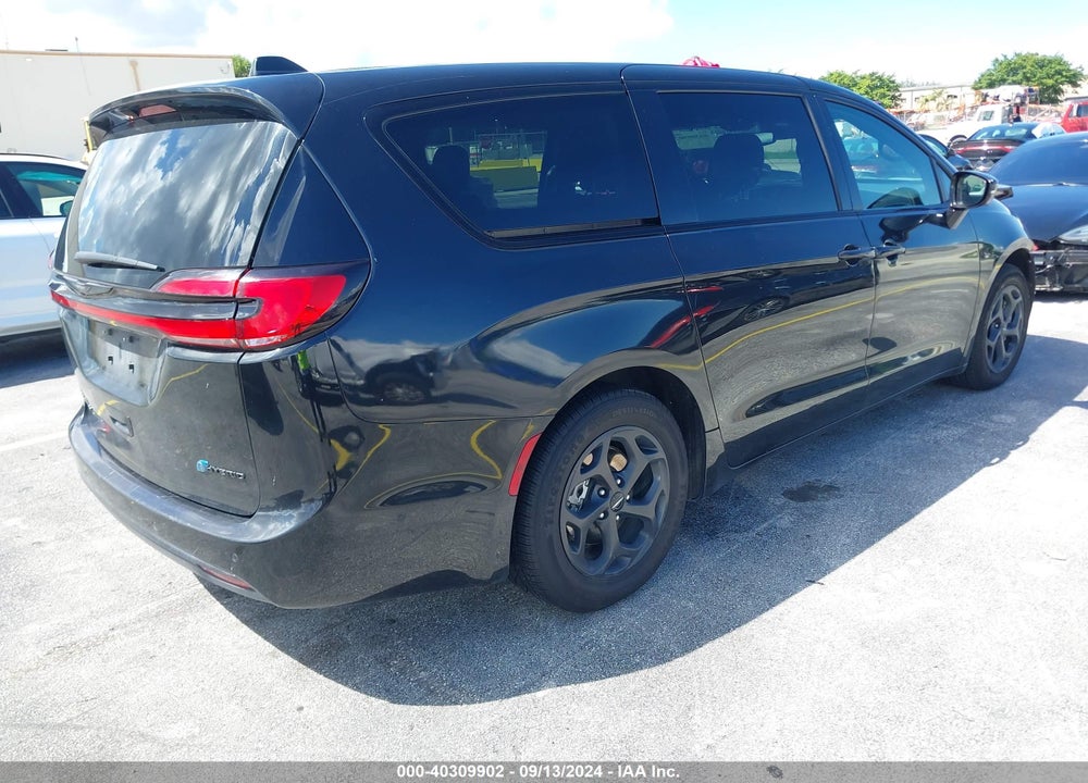 2022 CHRYSLER PACIFICA HYBRID VIN: 2C4RC1L71NR134977