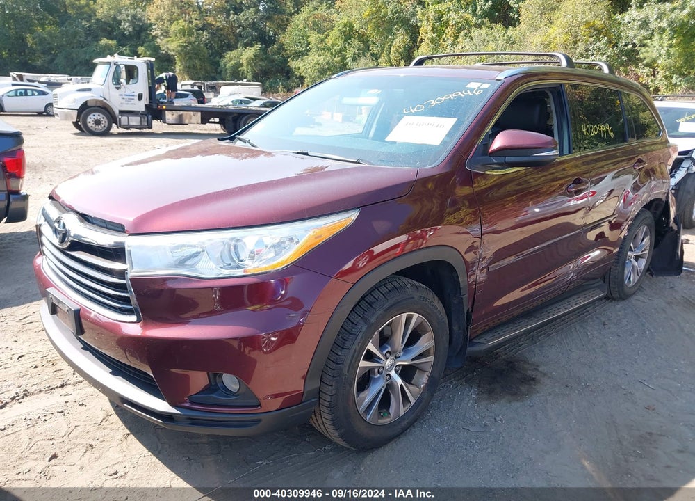 2014 TOYOTA HIGHLANDER XLE V6 VIN: 5TDJKRFH5ES022628