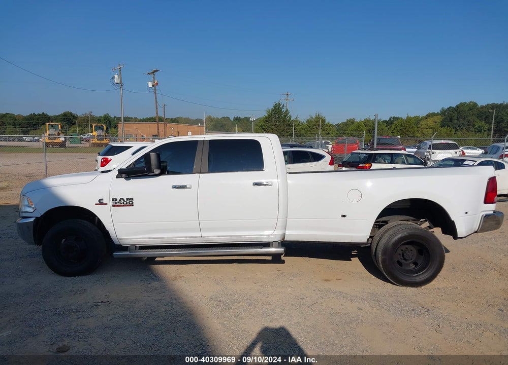 2018 RAM 3500 SLT  4X4 8' BOX VIN: 3C63RRHL4JG394502