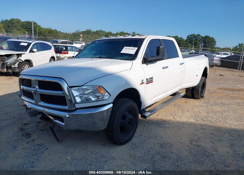 2018 RAM 3500 SLT  4X4 8' BOX VIN: 3C63RRHL4JG394502
