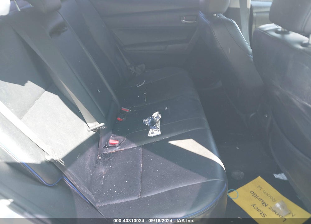 2019 TOYOTA COROLLA XSE VIN: 2T1BURHE5KC128597