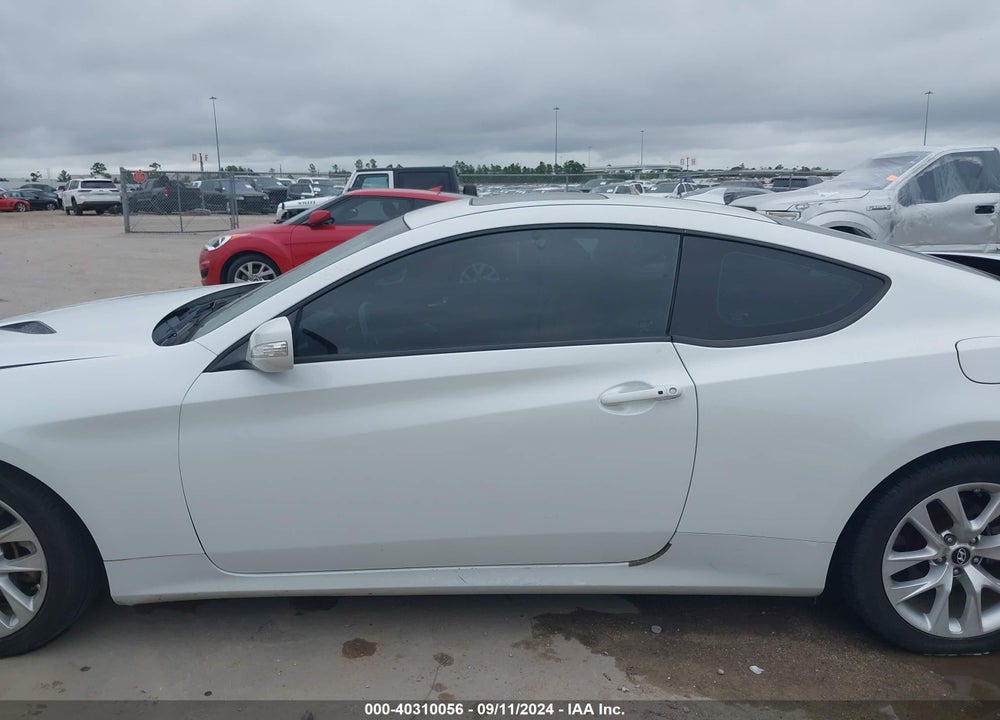 2013 HYUNDAI GENESIS 3.8 GRAND TOURING VIN: KMHHU6KJ0DU097422