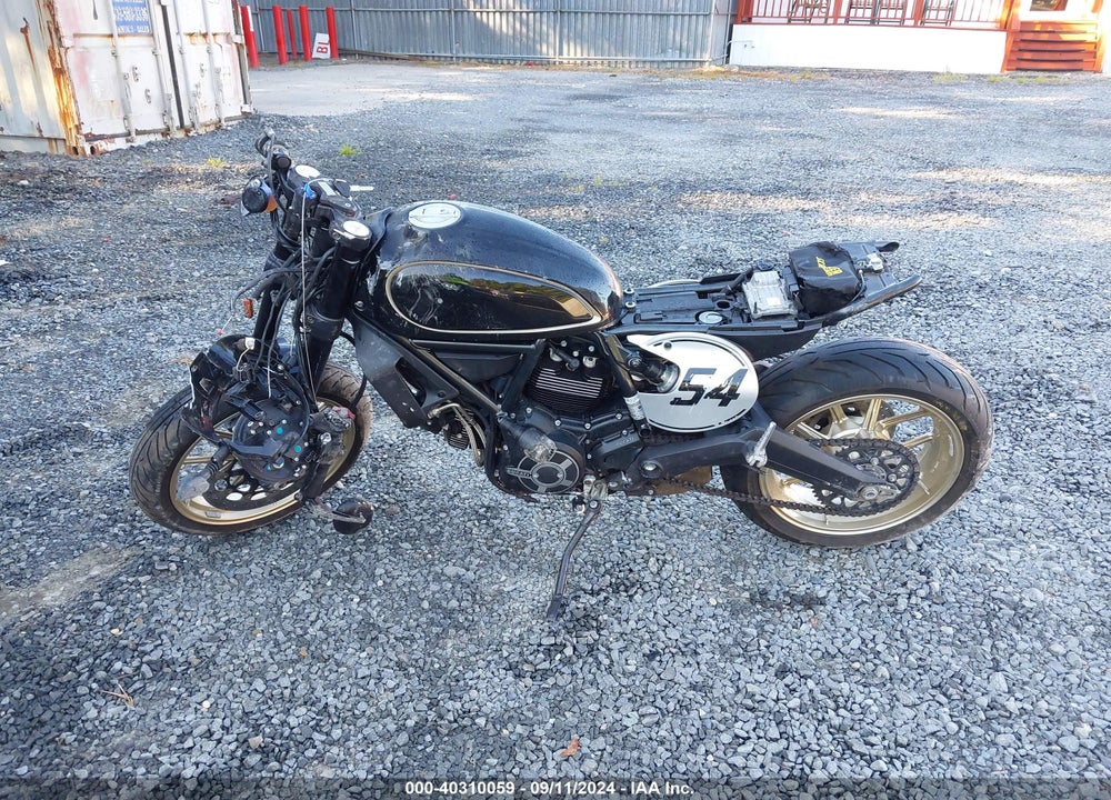 2018 DUCATI SCRAMBLER 800 VIN: ML015ANM1JT014576