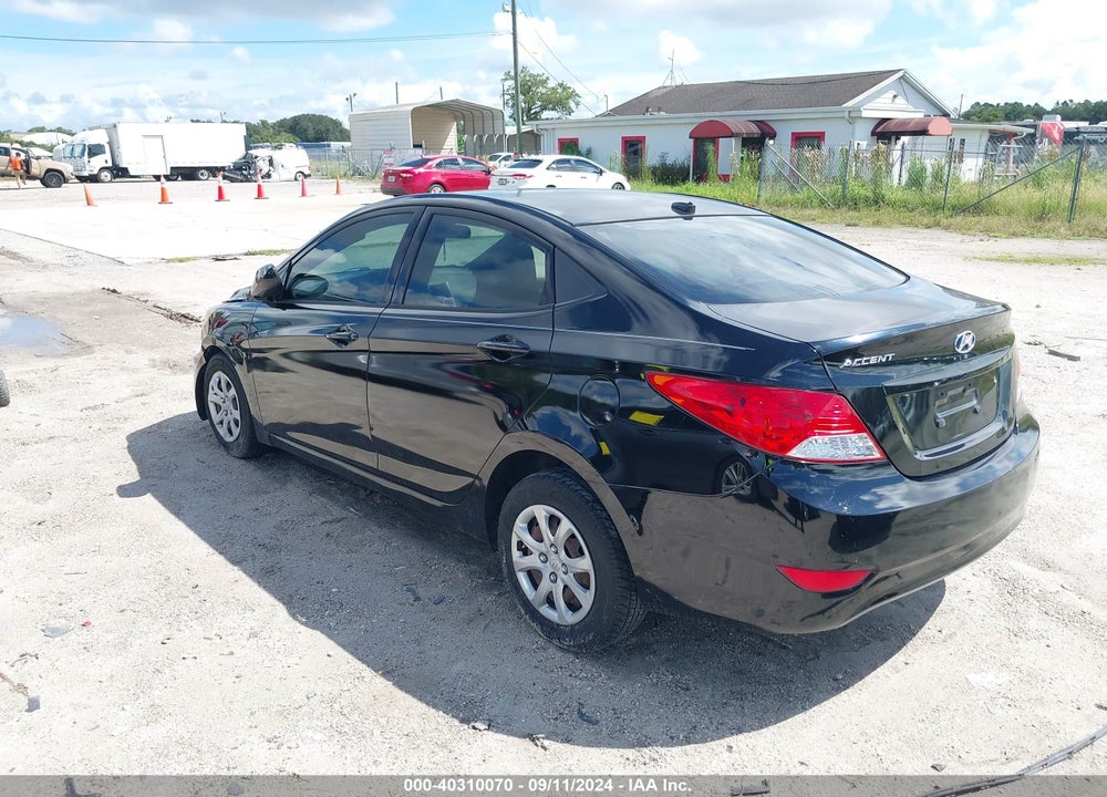 2013 HYUNDAI ACCENT GLS VIN: KMHCT4AEXDU584827