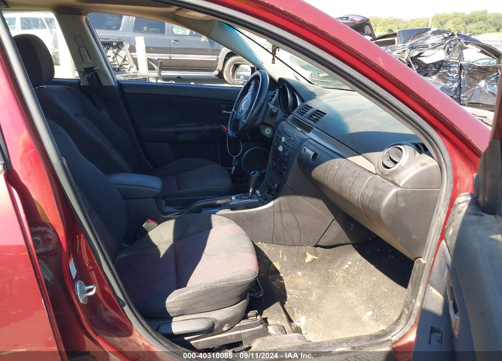 2006 MAZDA 3 S TOURING VIN: JM1BK343561534235
