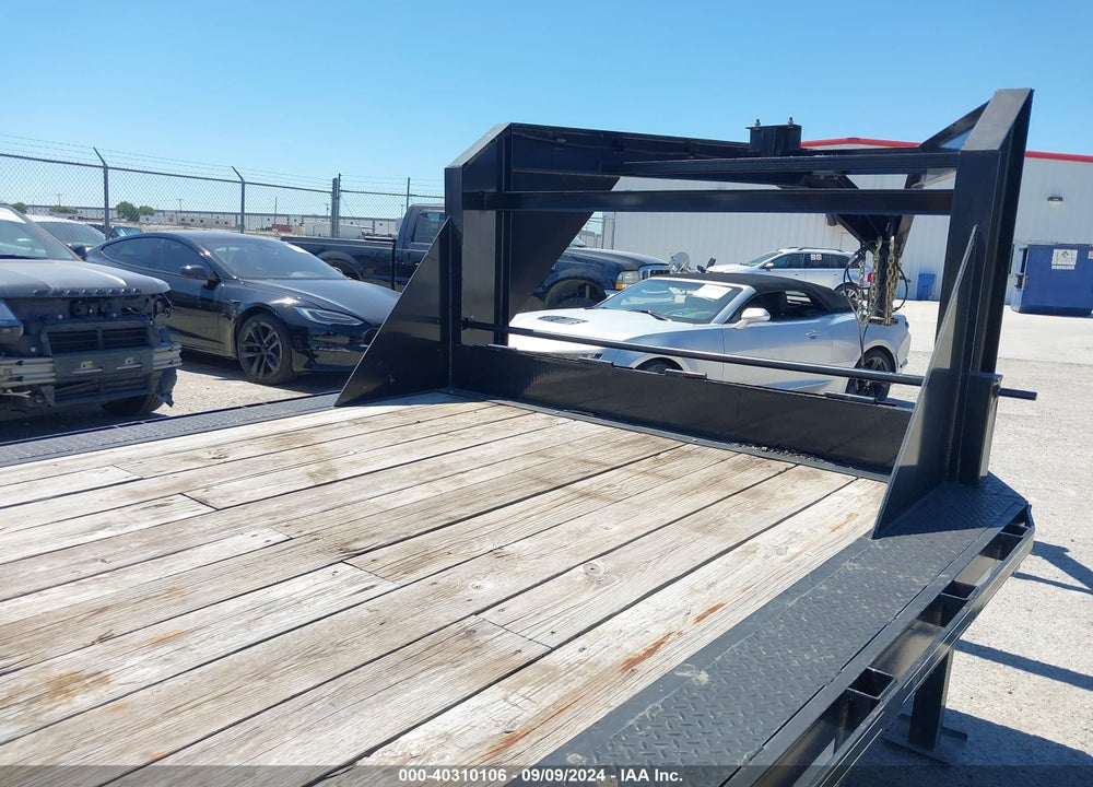 2020 TRAILER TIGER  LOW PROFILE VIN: 5UTGN2427LM019567