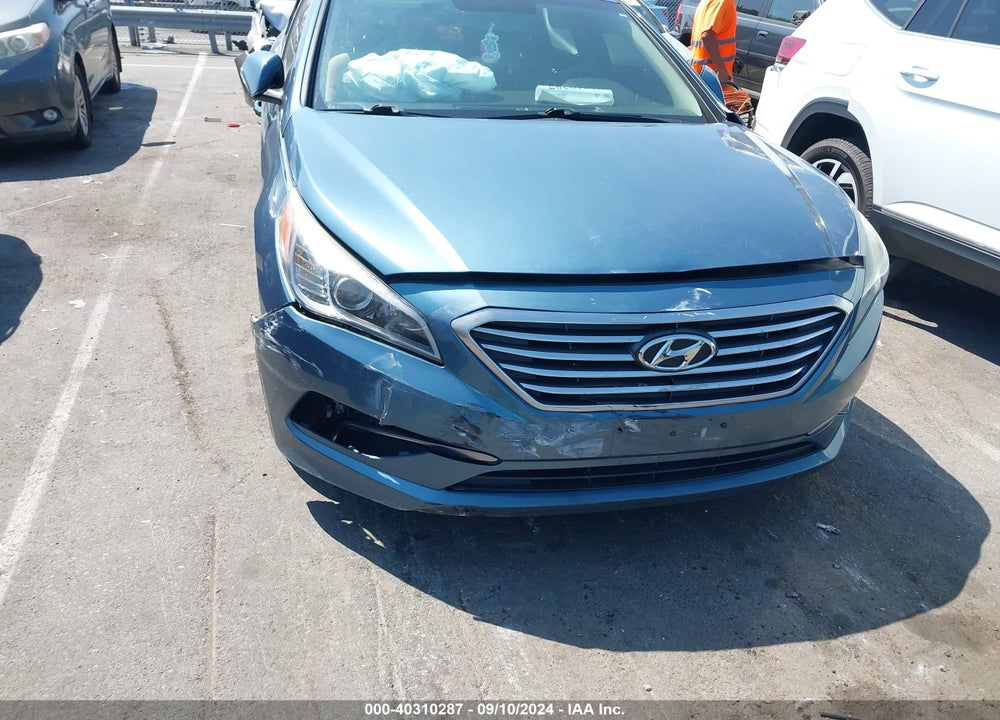 2016 HYUNDAI SONATA SE VIN: 5NPE24AF8GH295873
