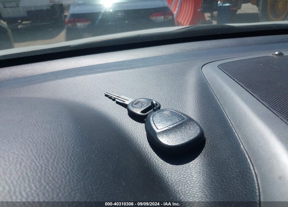 2008 SATURN VUE V6 XE VIN: 3GSDL43NX8S544893