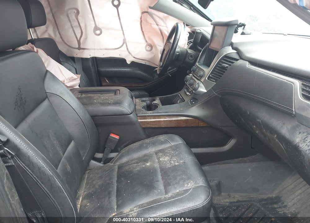 2019 CHEVROLET SUBURBAN LT VIN: 1GNSKHKC1KR240494