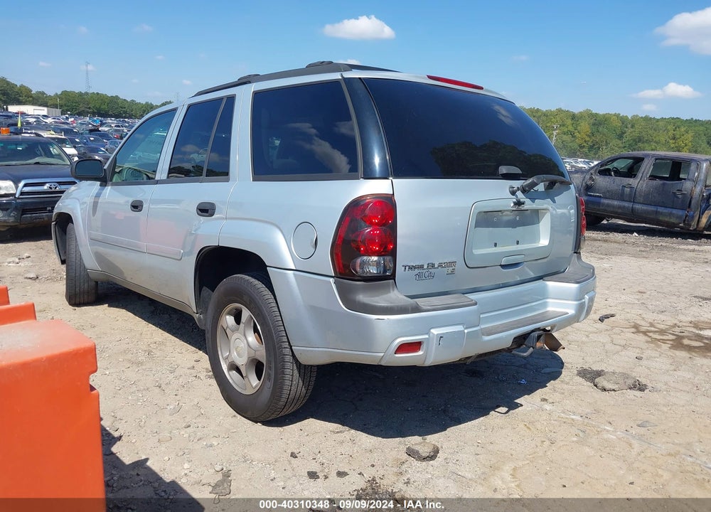 2007 CHEVROLET TRAILBLAZER LS VIN: 1GNDS13S572246675