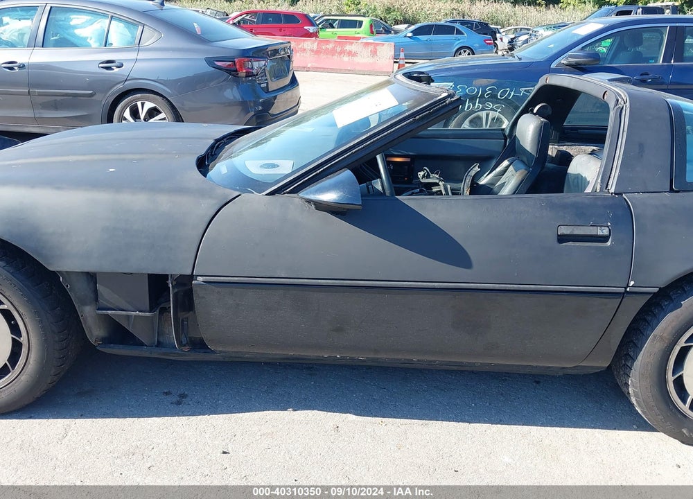 1984 CHEVROLET CORVETTE VIN: 1G1AY0788E5111200
