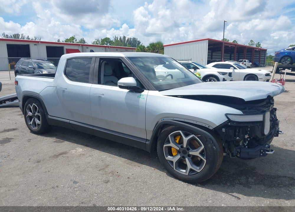 2022 RIVIAN R1T ADVENTURE VIN: 7FCTGAAA3NN011228