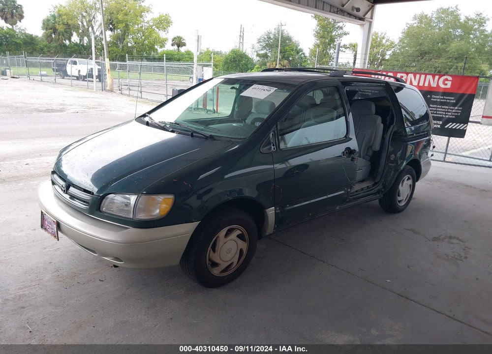 1999 TOYOTA SIENNA XLE VIN: 4T3ZF13C1XU123958