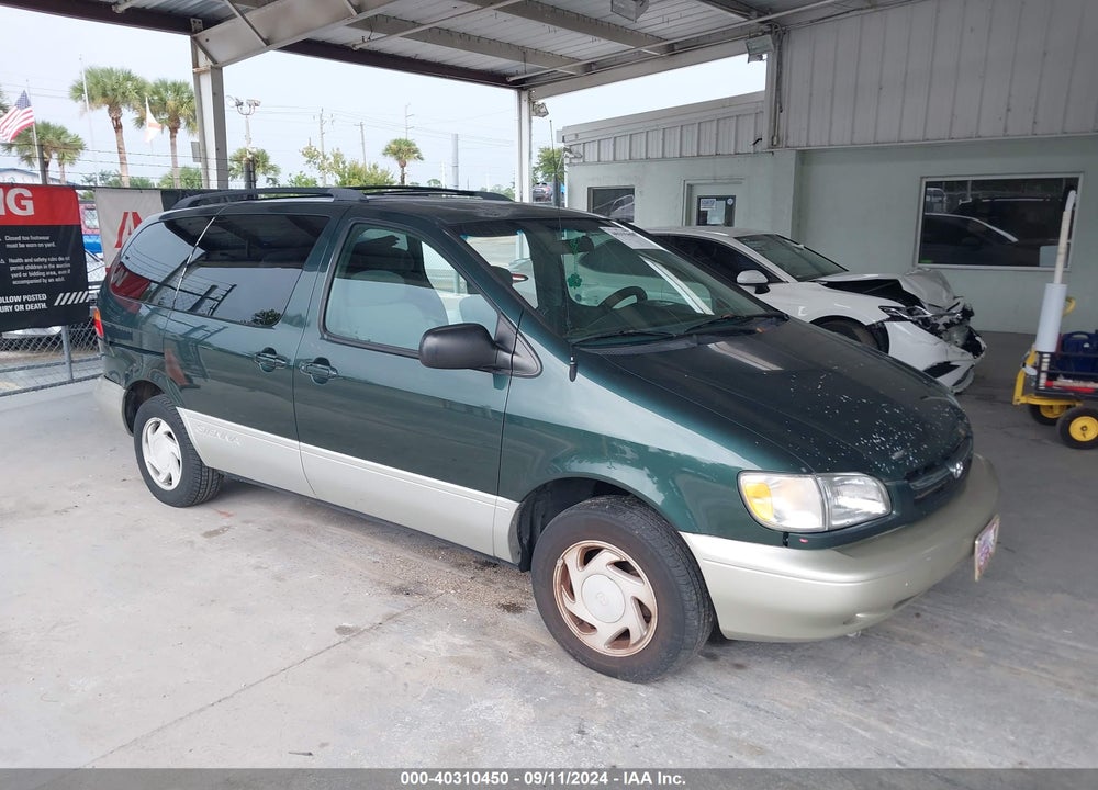 1999 TOYOTA SIENNA XLE VIN: 4T3ZF13C1XU123958