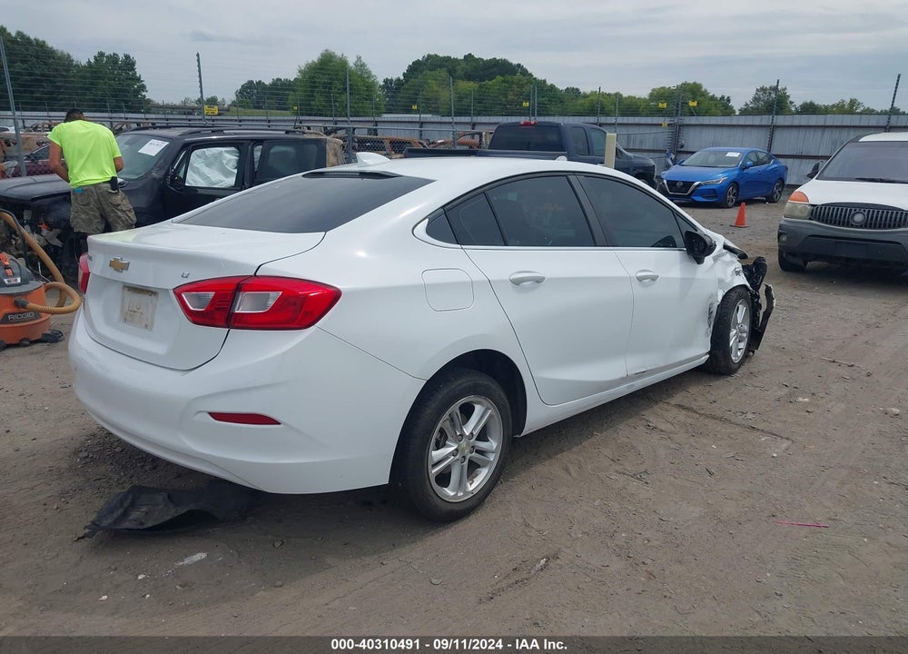 2018 CHEVROLET CRUZE LT AUTO VIN: 1G1BE5SM7J7156612