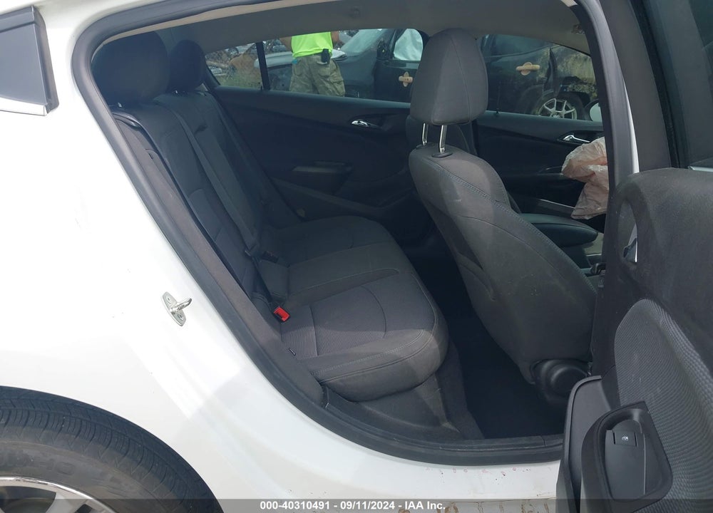 2018 CHEVROLET CRUZE LT AUTO VIN: 1G1BE5SM7J7156612