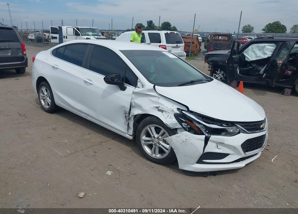 2018 CHEVROLET CRUZE LT AUTO VIN: 1G1BE5SM7J7156612