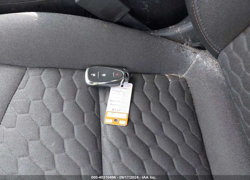 2019 CHEVROLET EQUINOX LT VIN: 2GNAXUEV5K6244885