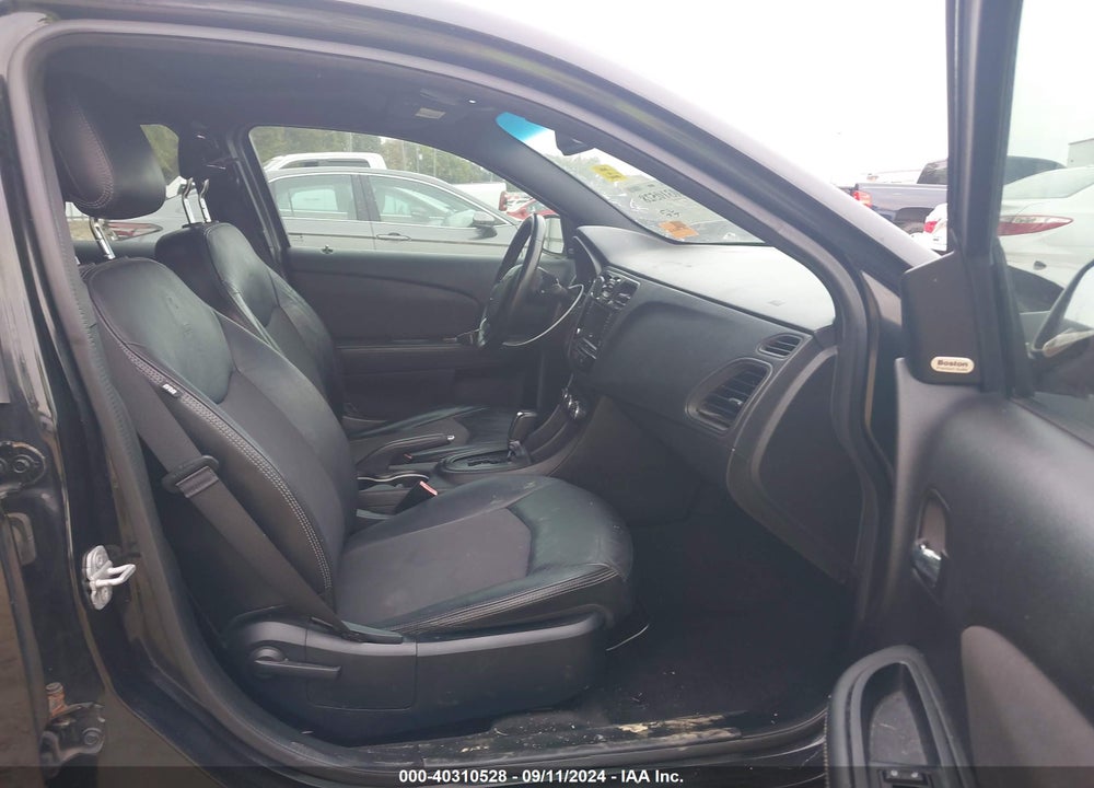 2013 CHRYSLER 200 LIMITED VIN: 1C3CCBCG9DN736795