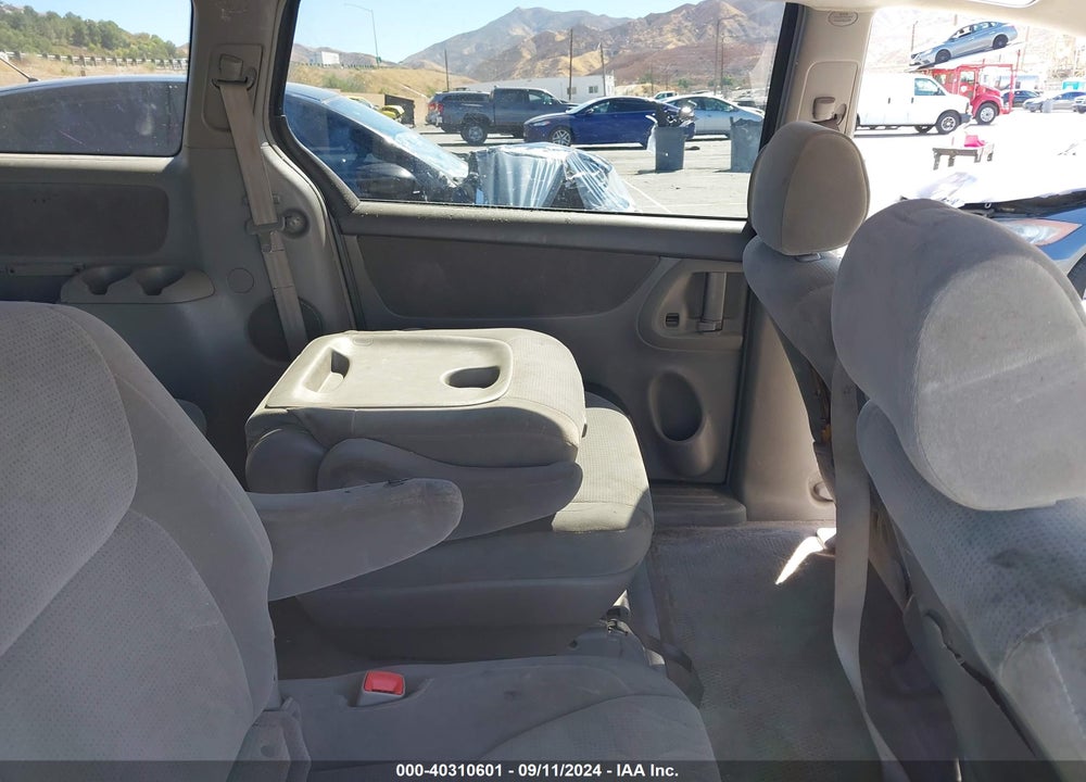 2005 TOYOTA SIENNA LE VIN: 5TDZA23CX5S335051